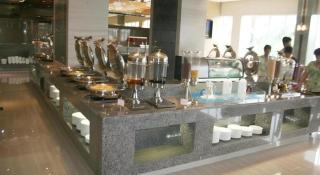 Fangzhong Holiday Hotel - 7