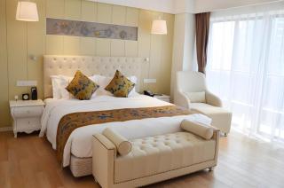 Wyndham Garden Hotel - 4