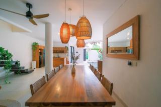 Villa Merman 3BR w BBQ Deck & Pool In Pererenan - 2