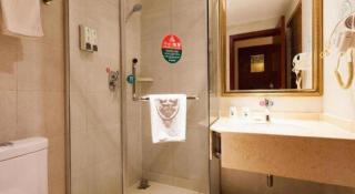 GreenTree Inn Shanghai Songjiang WanDa Plaza RonGMEi Road Express Hotel - 2