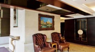 Oriental Lander Hotel - 9