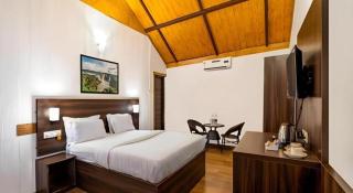Shangri-La Jungle Village Resort - 3