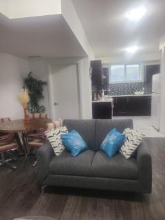 Affordable Cozy Suite! Entire Unit,Private Entrance,Free Parking, Self Check-in - 8