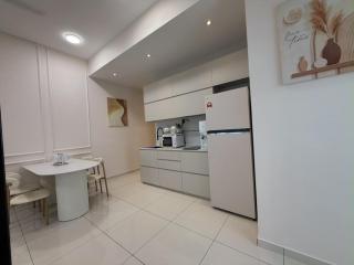 Space Residency 3 pax high floor KSL Mall - 5