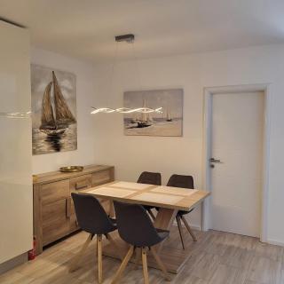 Makarska Sunset View Apartment - 8