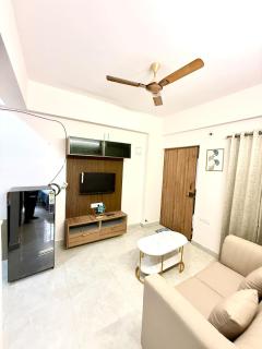 NewBrinda cozy stay - 5