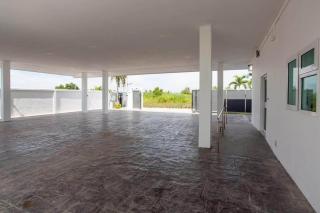 Pet Friendly Spacious 7 Bedroom Pool Villa - 7