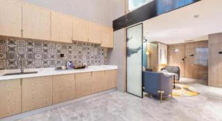 Yuerong Qiju Hotel (Xi'an Huimin Street Bell Tower Subway Station) - 7
