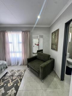 Phumlani Village Lodge - 2