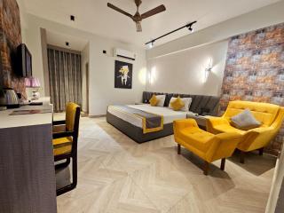 East Lite Hotel - 8