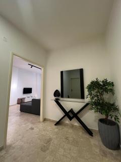 Modern Apartment Near Downtown, Mar Mikhael Main Street - 4