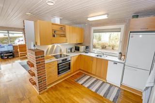 Velholdt Feriehus Med Smuk Udsigt Sj35 - 3