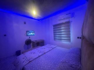 OIL CITY PARADISE HOTEL and SUITES - 0