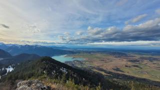 Ruhige Ferienwohnung im Grünen - See & Berge - 9