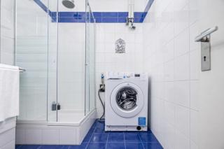 Cozy 1 Bedroom Apartment in Central Location - 7