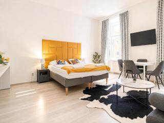 Cozy 1 Bedroom Apartment in Central Location - 0