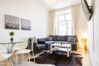 Budget & Friendly 1BR & LR Close to Belvedere Palace - 8