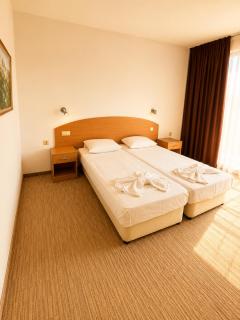 Hotel Jasmine - 5