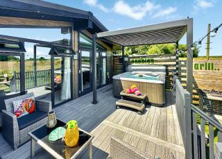 Raywell Hall Country Lodges - 5