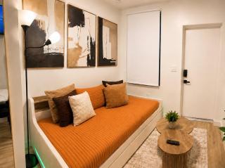 Luxe Ventures Miami Boutique - 9