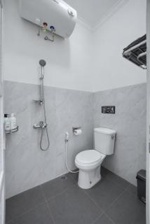 Villa Sore Teduh Luxury 3BR Near Ambarukmo Plaza and Coffee Shops - 2