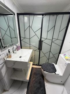 Gardens Luxury Apartment - 5