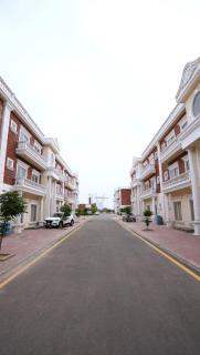 Luxury 2 BHK Apartment Near Lyallpur Galleria - 8