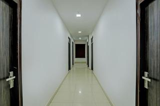 Super Hotel O Solam Inn - 7