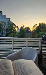 Bright and spacious apartment with lovely garden - 6