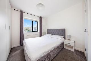Modern 2-Bed Near Luas & Dublin Mountains - 2