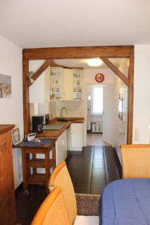 Gemütliches Ferienhaus mit Terrasse und Carport in Hohenfelde - 4