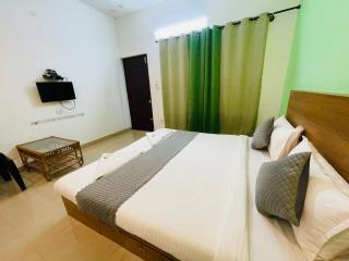 Sea Mist Beach Villas Alleppey - 3