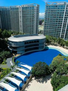 Affordable staycation in Azure Parañaque - 5