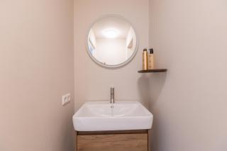 little nature. - wellness cottage, hot tub & sauna - 1