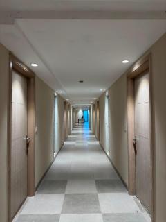 10 minutes away from ExpoMart-The Hideaway Stays - 1