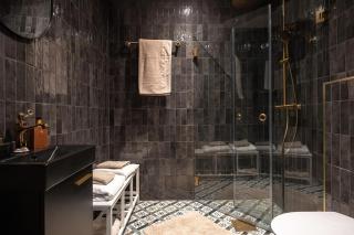 Luxury villa with pool by lake & golf club - 3