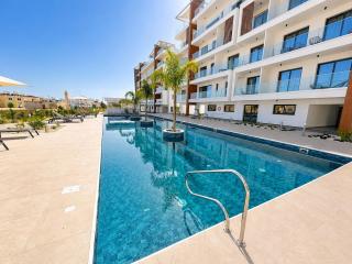 Amiteam's Modern Studio - Pool & Sauna - 4