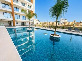 Amiteam's Modern Studio - Pool & Sauna - 8