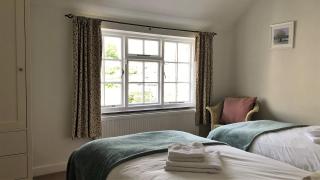 Catherine Cottage, Ashford in the Water - 2