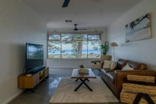Largs Bay Jetty front Esplanade Stay - Koala Stay - 2