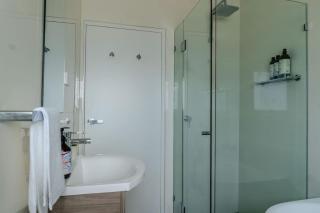 Largs Bay Jetty front Esplanade Stay - Koala Stay - 1