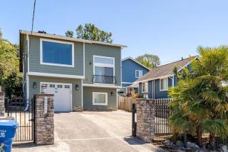 Seattle 2 Bedroom 1 Bath Suite - 7