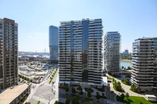 BW Exclusive Residence with Free Garage - 1