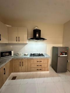 Green Orchard Luxury 2 Bedroom Family Apartment Faisalabad Free WiFi & Parking - 7