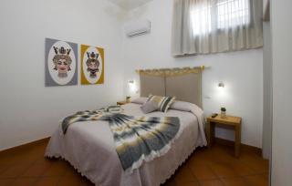 Capo Rama Suites & Rooms - 9