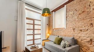Modern 1 Bedroom Apt in Historic Center • Ground F - 4