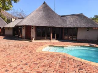 Milkwood Valley Lodge, Mabalingwe - 1