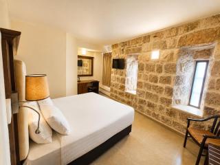 The Annexe - by Gloria Hotel - 0