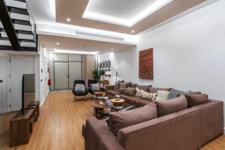 Huge 2 Story Apt in Al-Malqa Self-Entry - 0