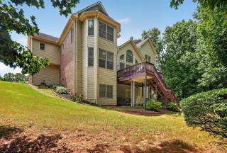 Lux Private Retreat Creek View Sleeps up to 8 - 5